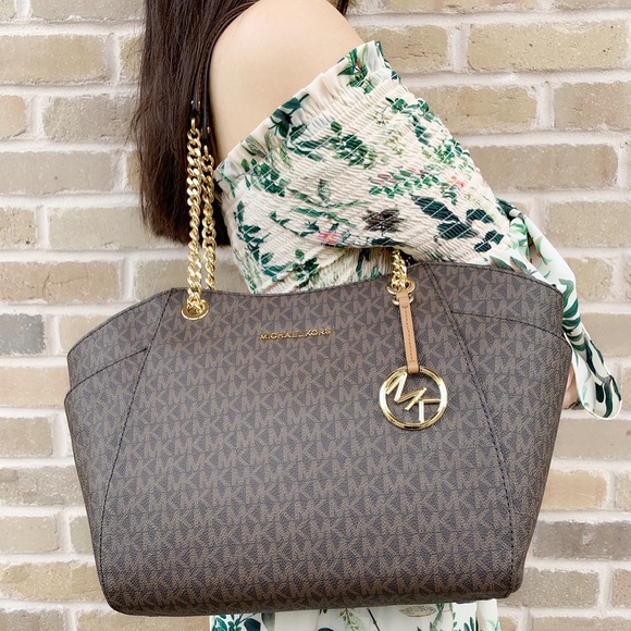 🥰🥰 Michale Kors Chain Tote Wallet Bundle - Picture 4 of 7